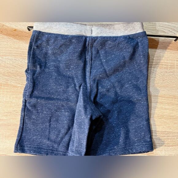NWOT Carters Boy  Blue pull on Shorts Size 6 - Picture 1 of 3